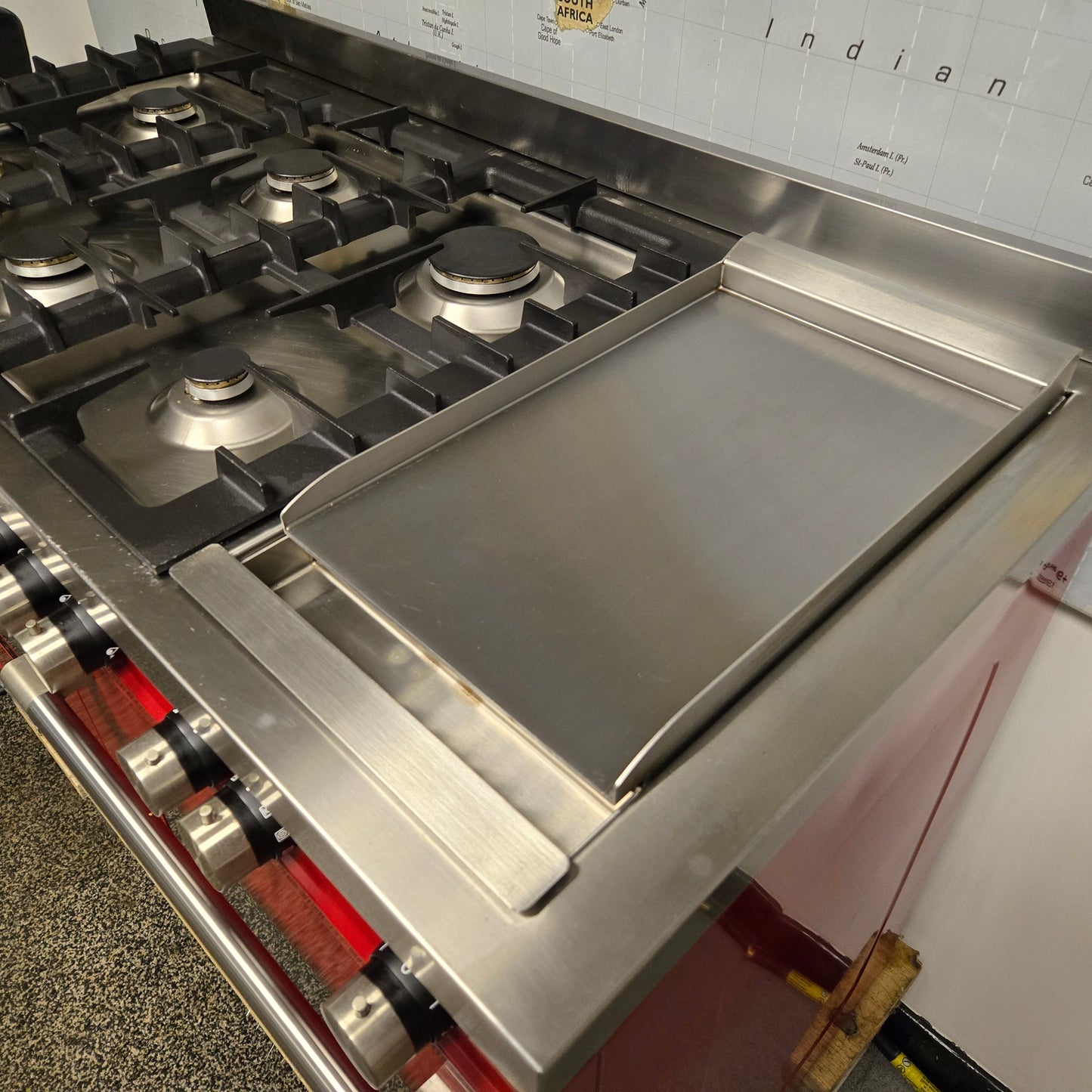 Britannia Delphi Dual Fuel Range Cooker with matching Hood in Red 120cm