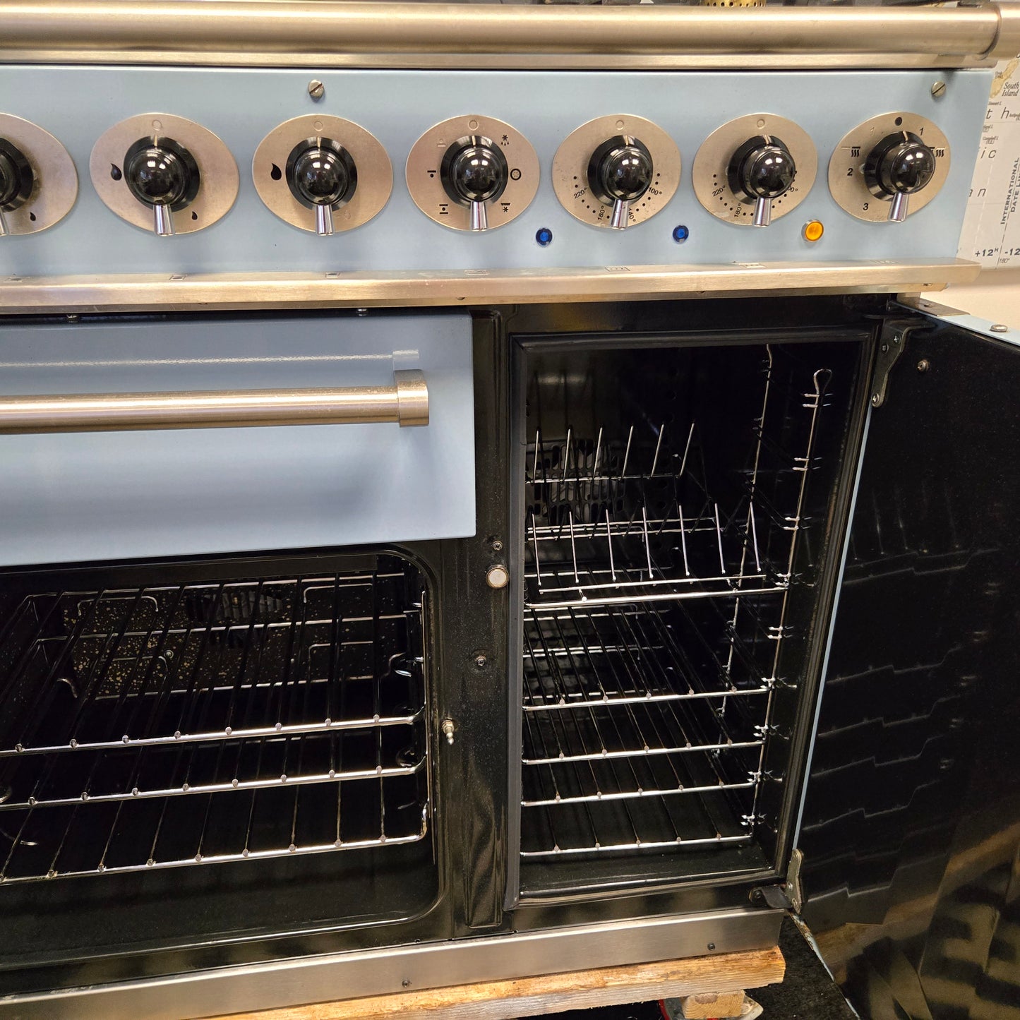 Falcon Deluxe 900 Dual Fuel Range Cooker in Skye Blue 90cm