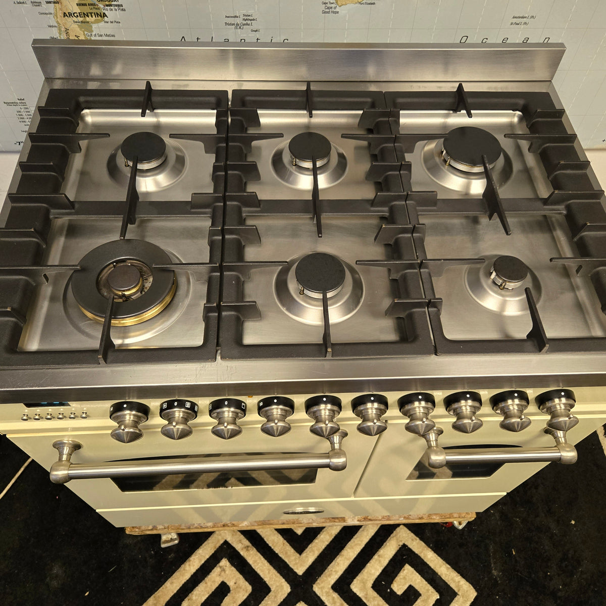 Ilve Britannia Dual Fuel Range Cooker in Cream 90cm
