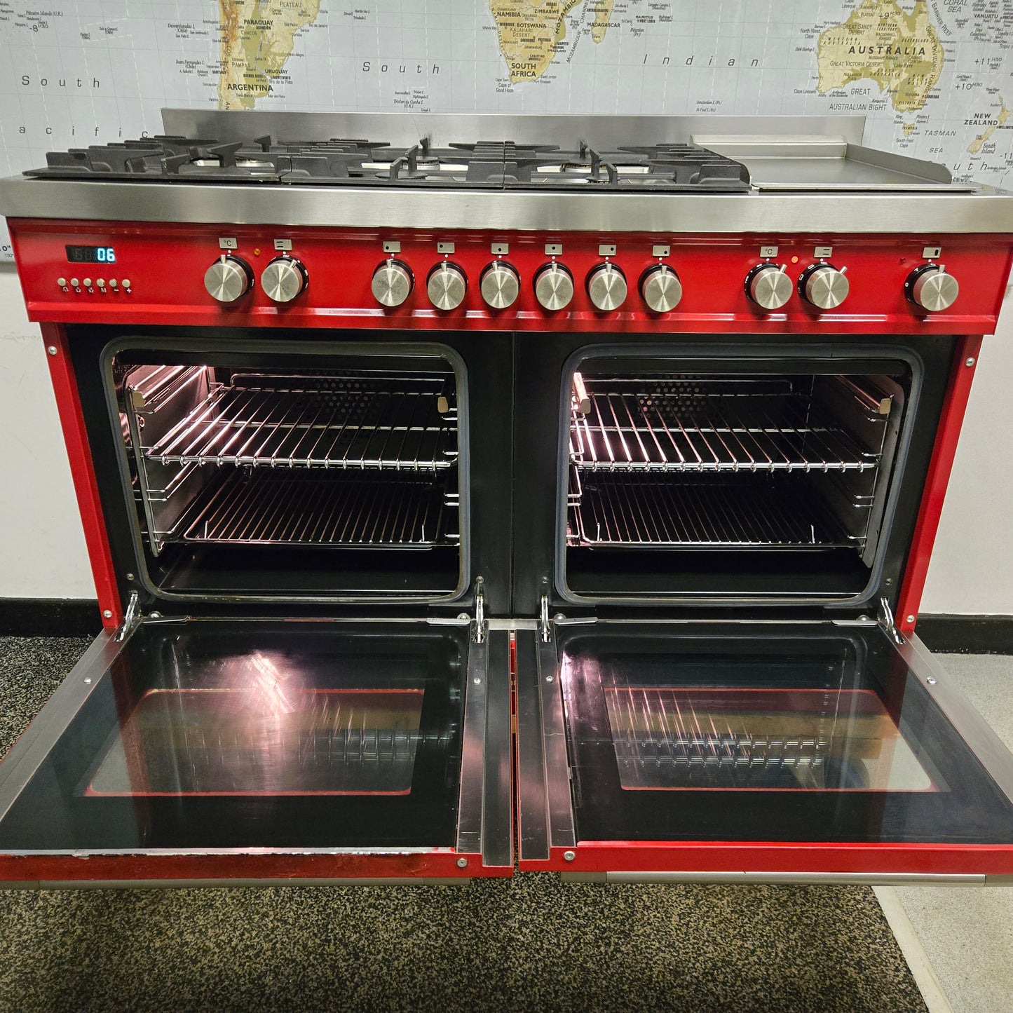 Britannia Delphi Dual Fuel Range Cooker with matching Hood in Red 120cm