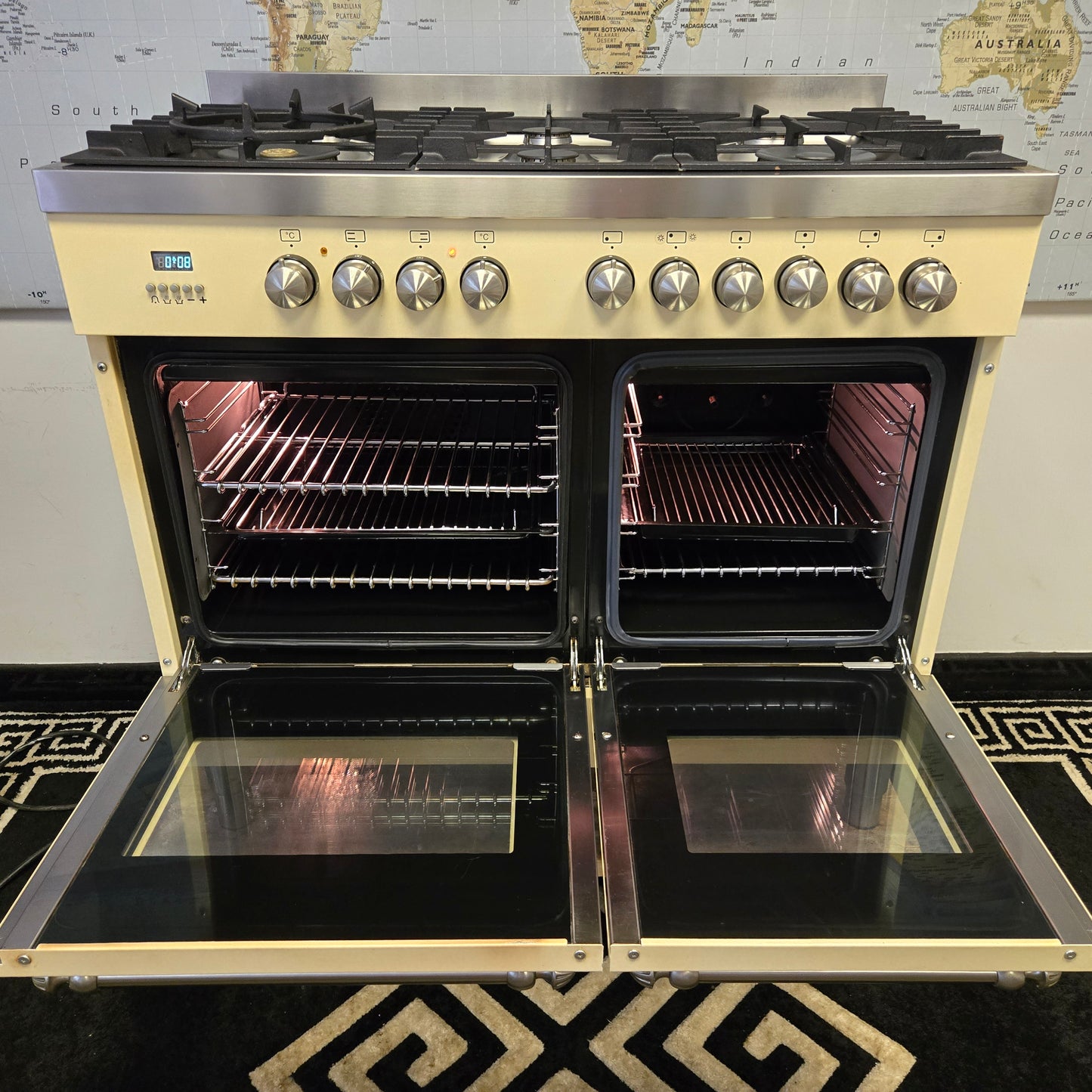 Britannia Delphi Dual Fuel Range Cooker in Cream 100cm