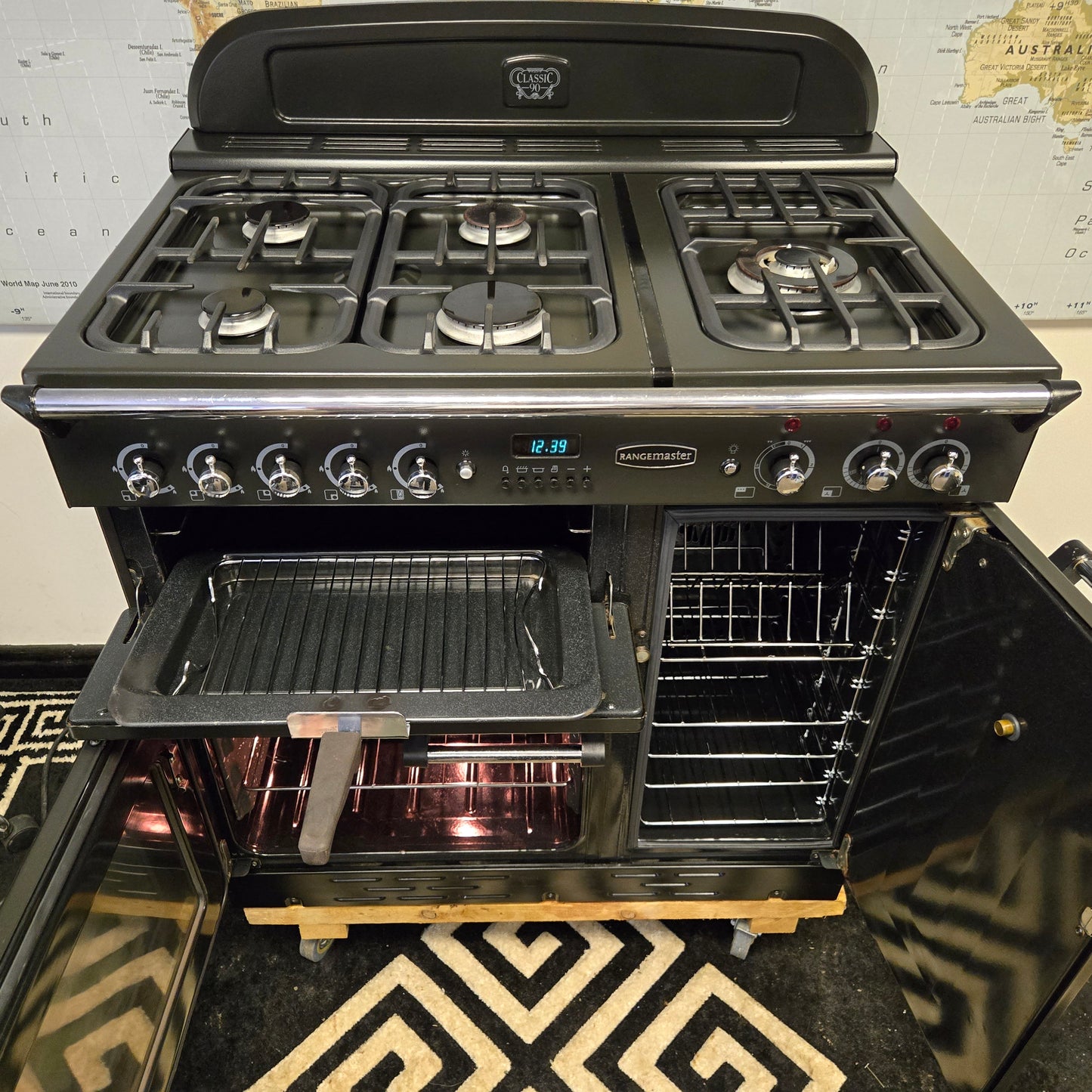 Rangemaster Classic 90 Dual Fuel Range Cooker in Black and Chrome 90cm
