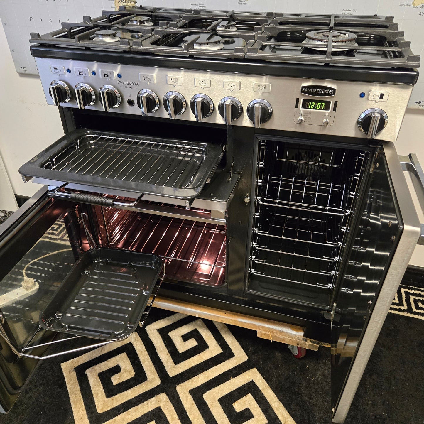 Rangemaster Professional Deluxe Dual Fuel Range Cooker in Stainless Steel 90cm