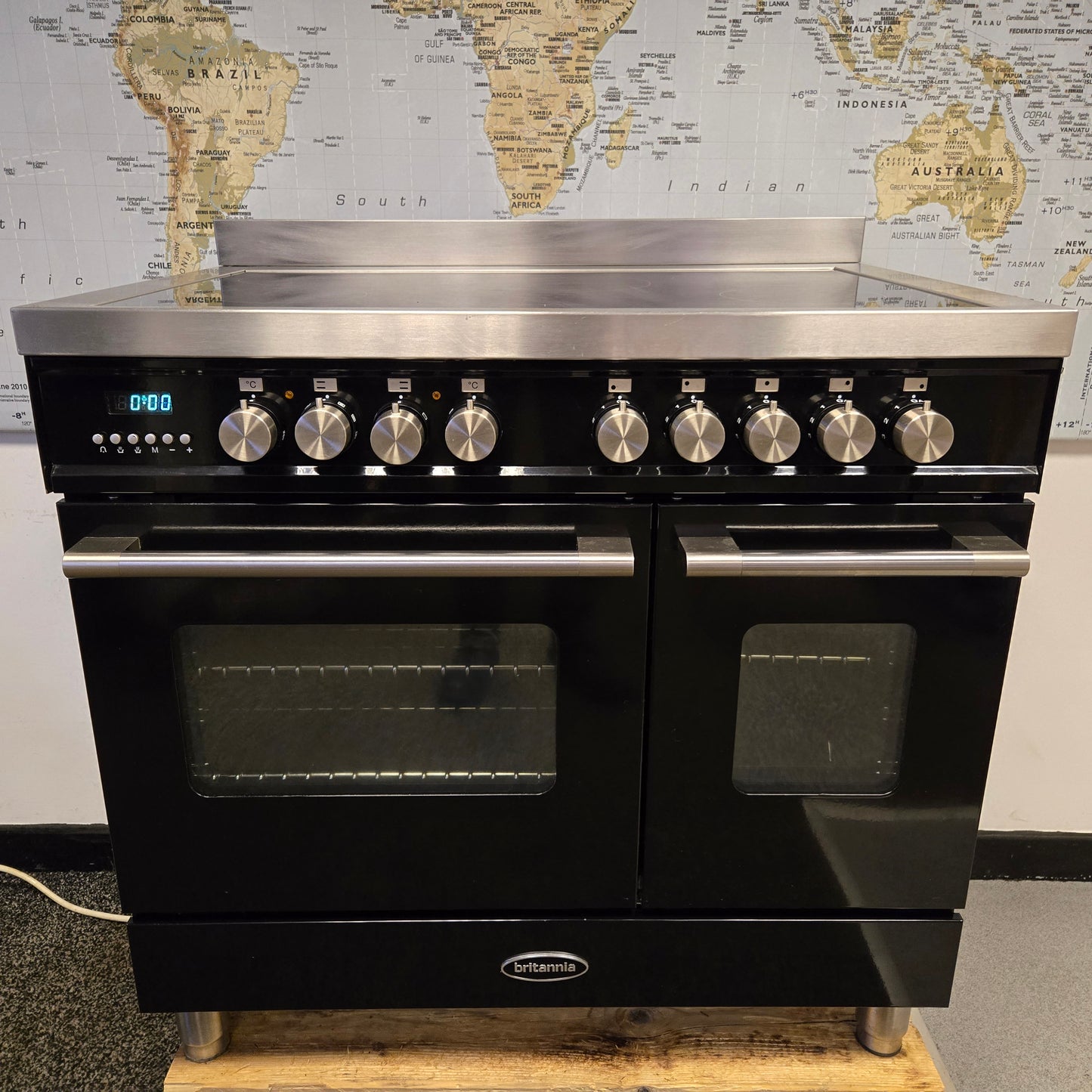 Britannia Delphi Induction Range Cooker in Black 90cm
