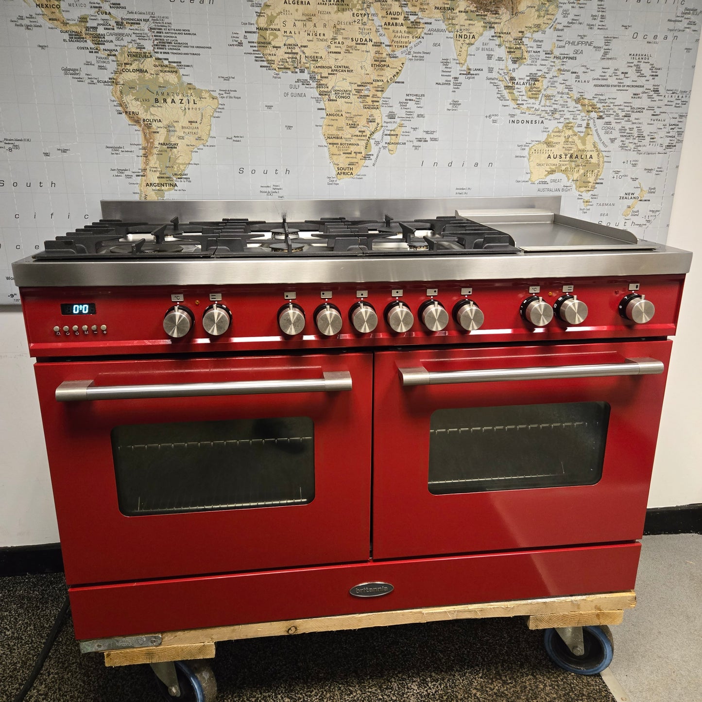 Britannia Delphi Dual Fuel Range Cooker with matching Hood in Red 120cm