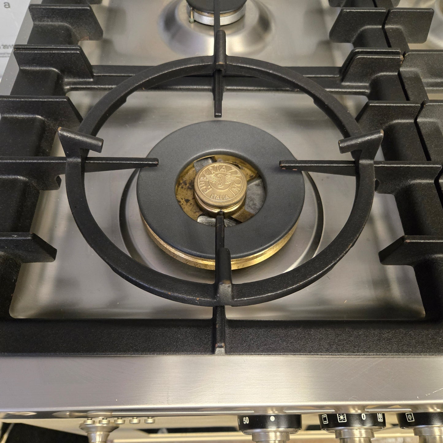 Britannia Delphi Dual Fuel Range Cooker in Cream 100cm