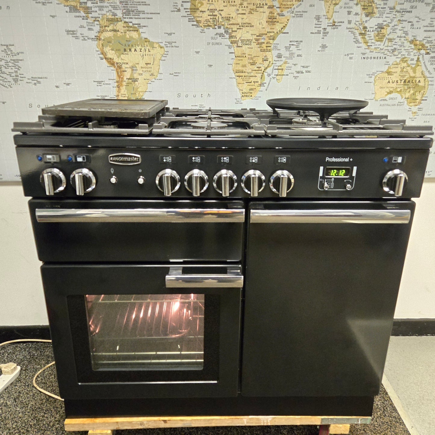 Rangemaster Professional Plus Dual Fuel Range Cooker in Black with a Chrome Trim 100cm