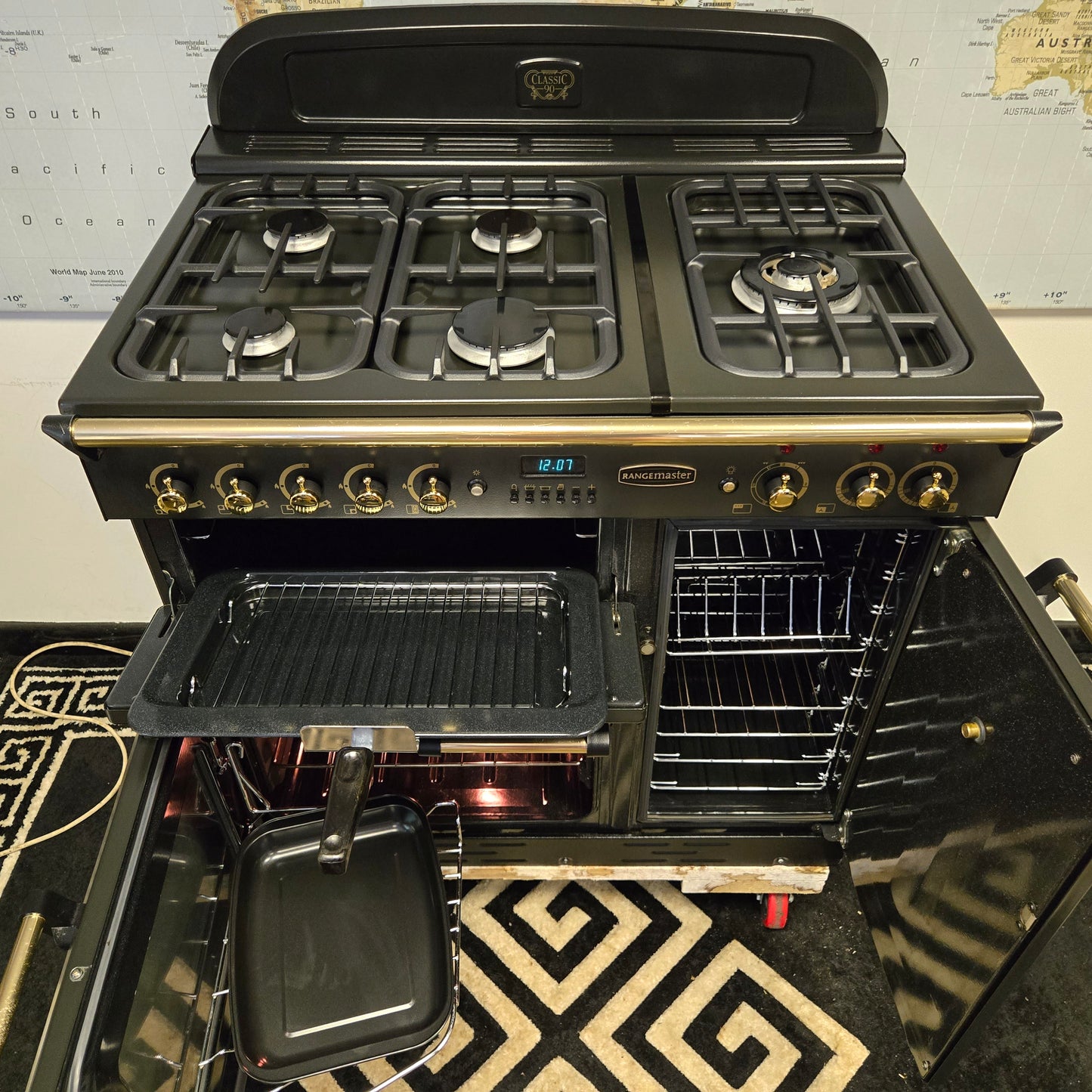 Rangemaster Classic Dual Fuel Range Cooker in Black and Gold 90cm