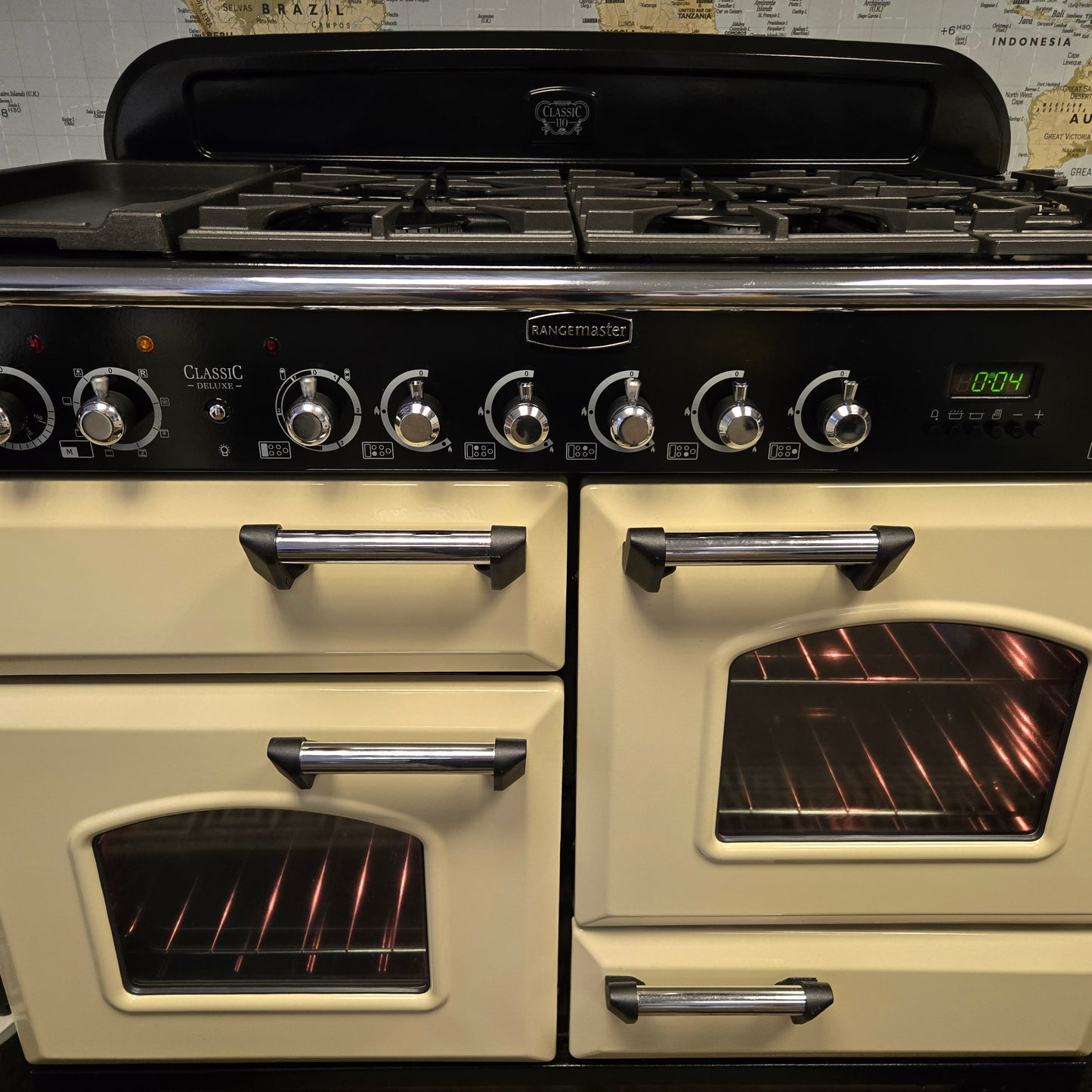 Rangemaster Classic Deluxe Dual Fuel Range Cooker in Cream and Chrome 110cm