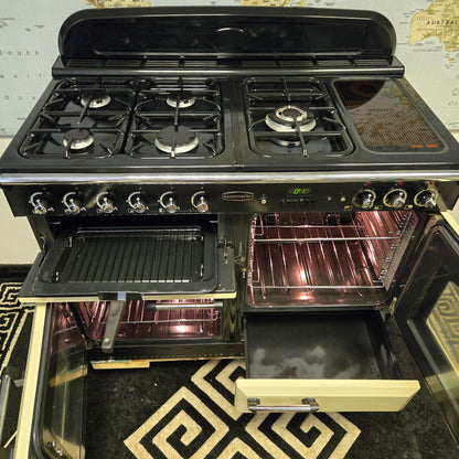 Rangemaster Classic Dual Fuel Range Cooker in Cream 110cm