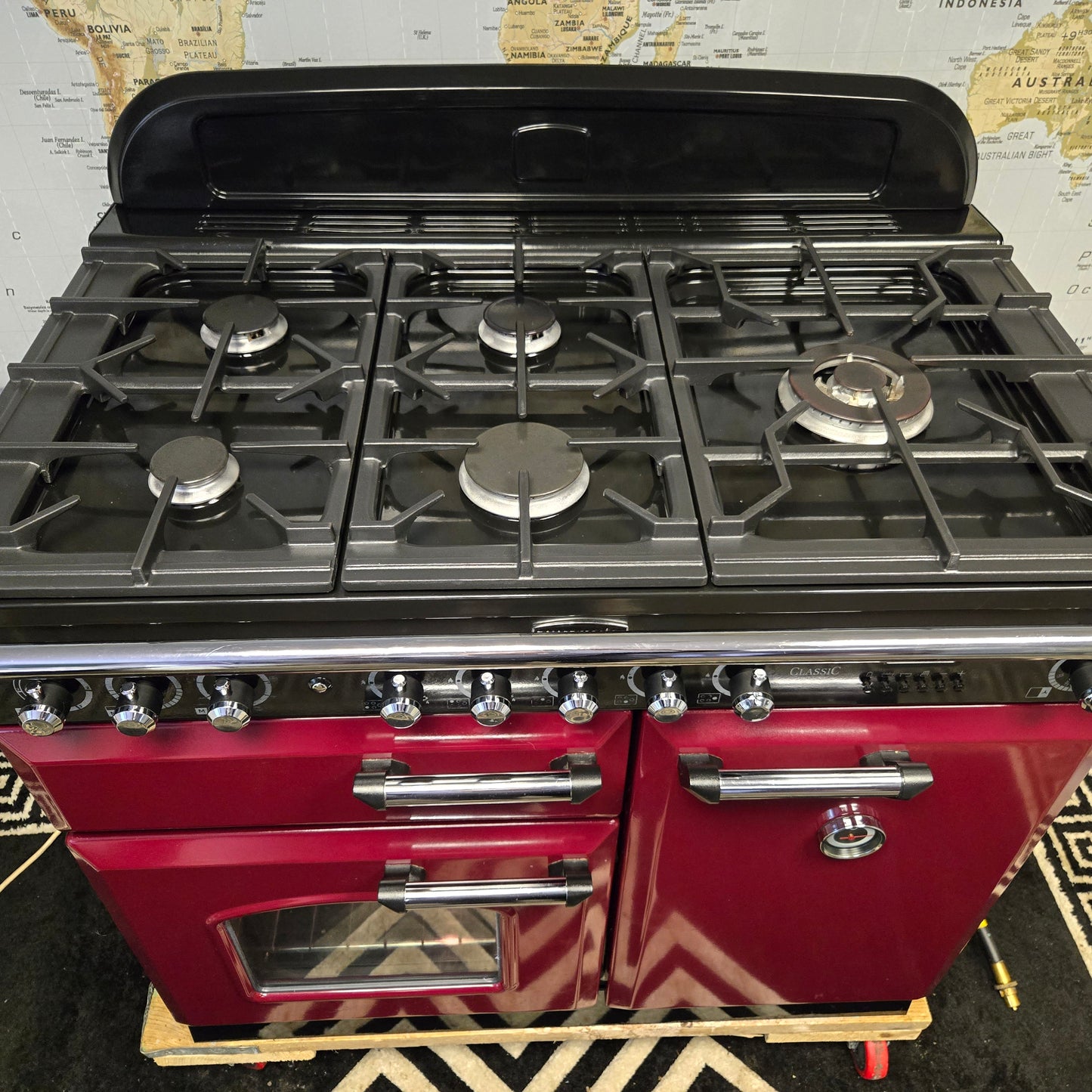 Rangemaster Classic Deluxe Dual Fuel Range Cooker in Cranberry Red 100cm