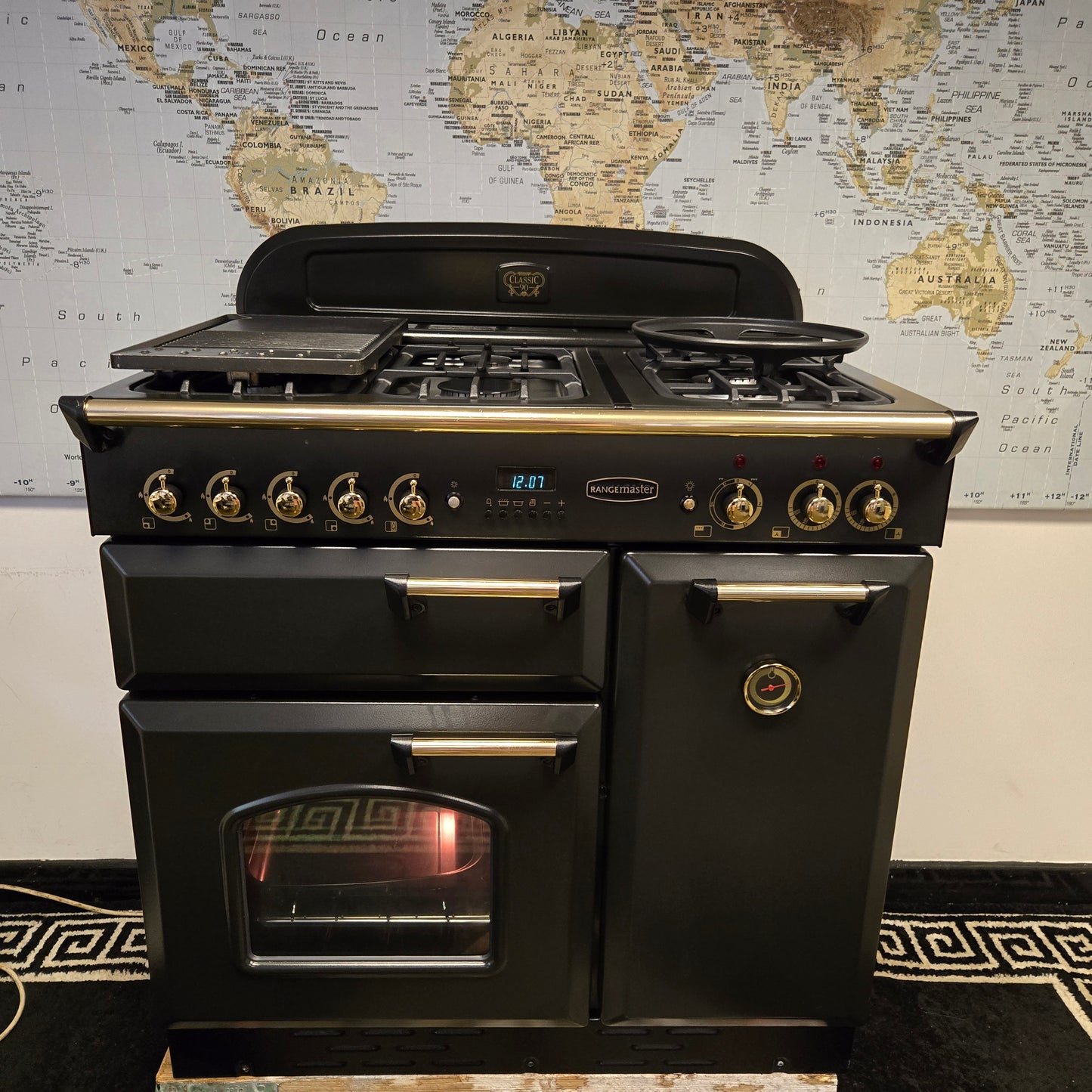 Rangemaster Classic Dual Fuel Range Cooker in Black and Gold 90cm